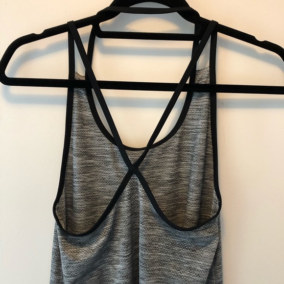 XS workout top - Picture 1 of 3